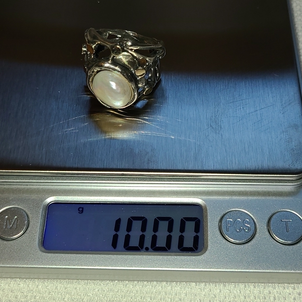 Sterling silver and pearl ring * an unusual beauty!  Size 7 3/4 approx - Picture 7 of 8
